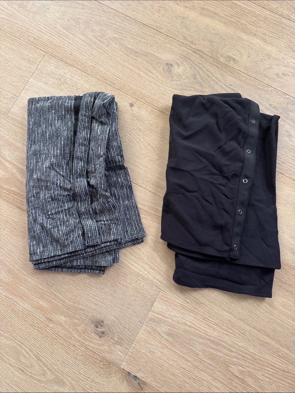 2 Lululemon athletica Vinyasa scarfs, Black and Gray/Black